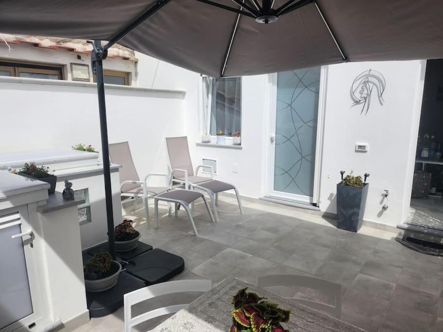 Sweet Home, Anacapri Bagian luar foto
