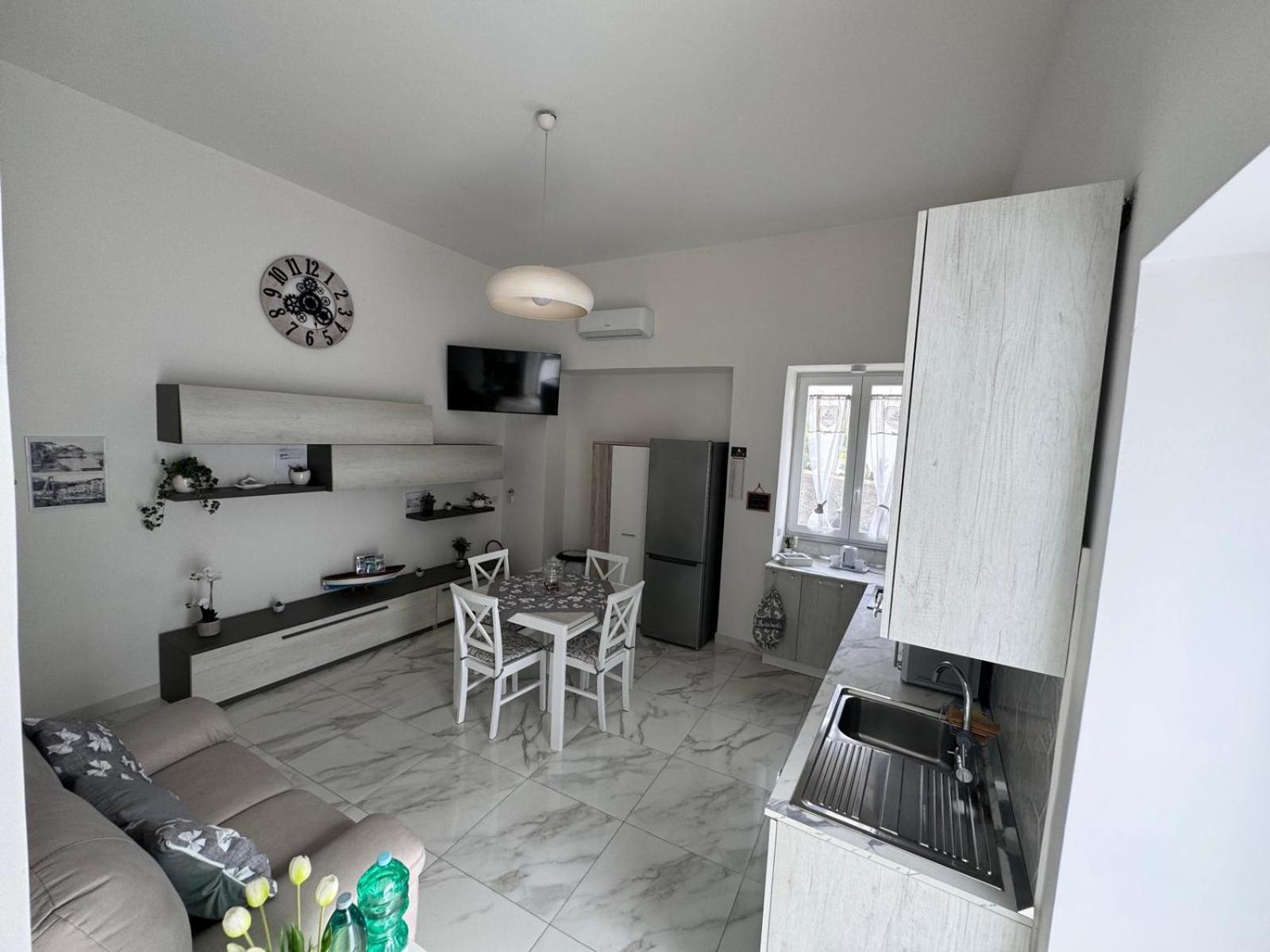 Sweet Home, Anacapri Bagian luar foto
