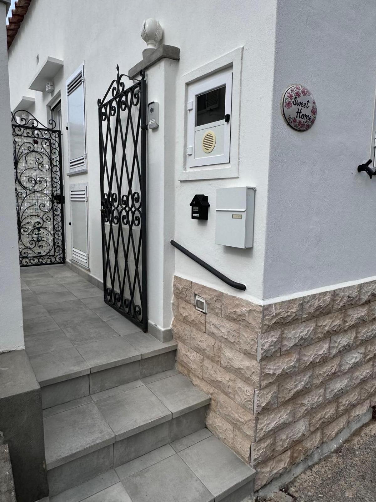 Sweet Home, Anacapri Bagian luar foto
