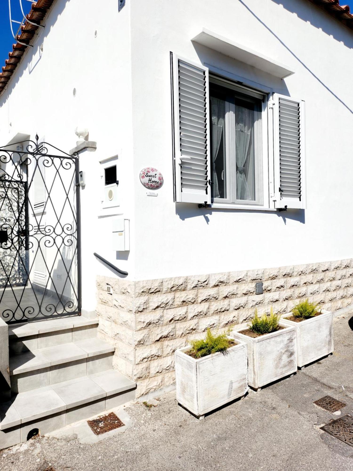 Sweet Home, Anacapri Bagian luar foto